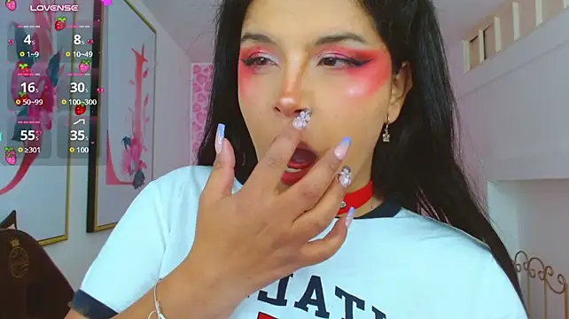 Czat XXX na żywo – Small_naugthy_