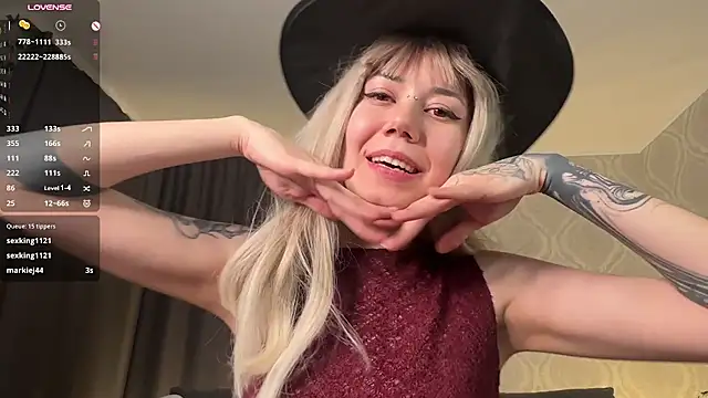 BrittneySquirts – Live XXX-chat