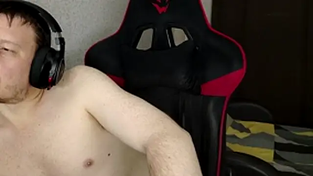 Show modela MysteriousWanderer na web-kameri