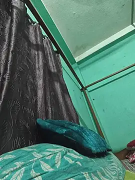 priya_bindass 现场XXX聊天