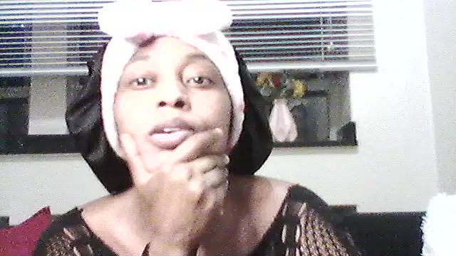 ORUOMA's Live XXX Chat