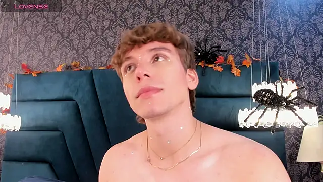 Czat XXX na żywo – TaylerWhite