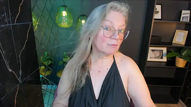 NataliMellow's Live XXX Chat
