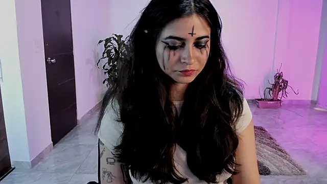 Annagoth_ লাইভ XXX চ্যাট