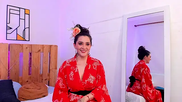 دردشة emily_amaya الجنسية المباشرة