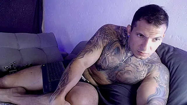 Shane_Clay Live XXX-chat
