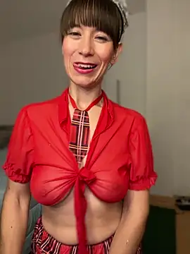 AlanaRius18のライブXXXチャット