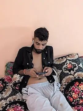 bisexual_yhh Adlı Modelin Canlı XXX Sohbeti