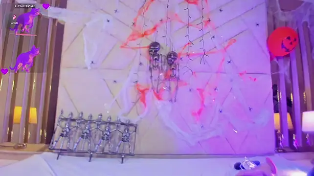 LunaPleasureのライブXXXチャット