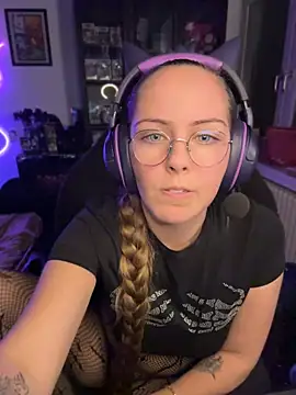 Онлайн чат XXX MaryPeach666