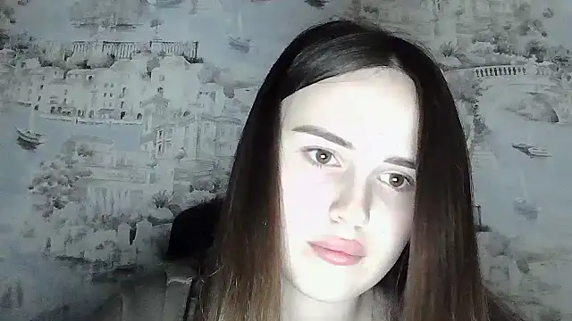 SweetLoraa: онлайн-секс-чат