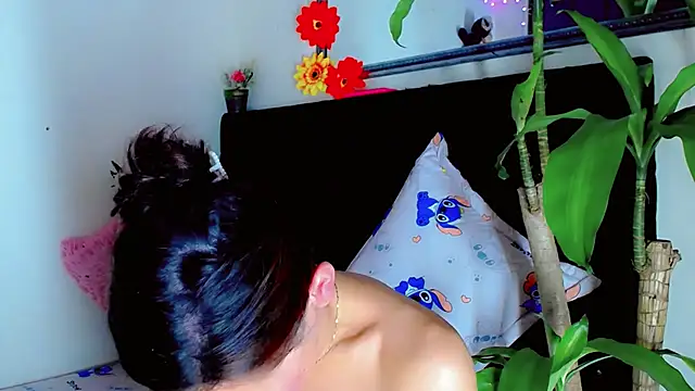 NathalialLooes Chat XXX live