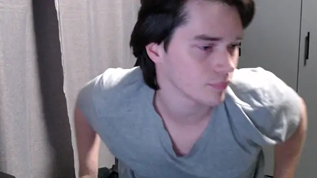 XXX chat uživo modela arthur___king