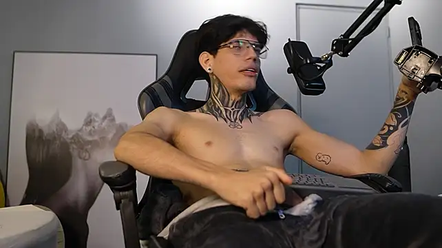 Chat XXX en directo de David__Huge