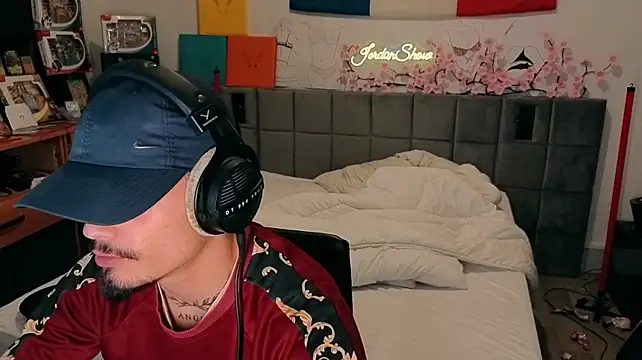 JordanShow Live XXX Chat