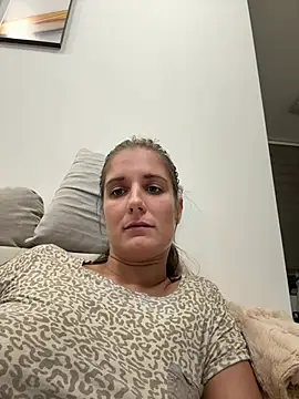 jennifer11772のライブXXXチャット