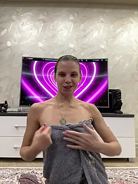Czat XXX na żywo – LeyaJohnson
