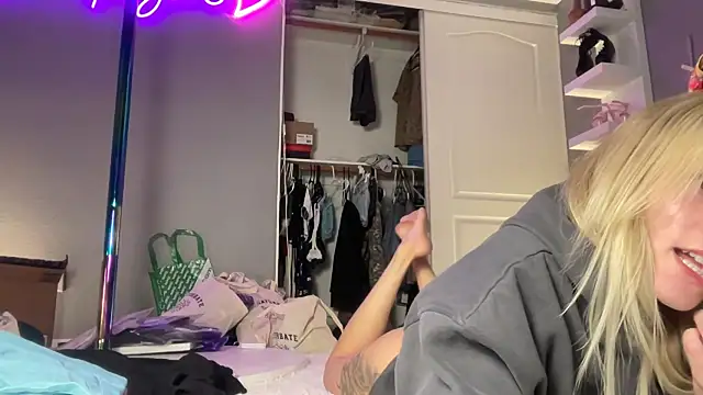 alexispaige06 라이브 XXX 채팅