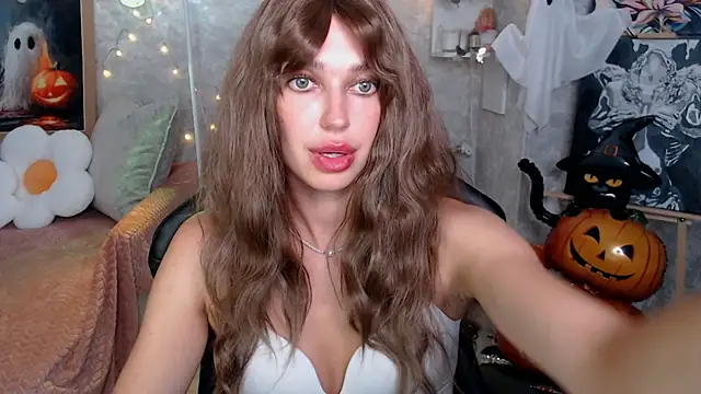 NickyAdamidi Adlı Modelin Canlı XXX Sohbeti