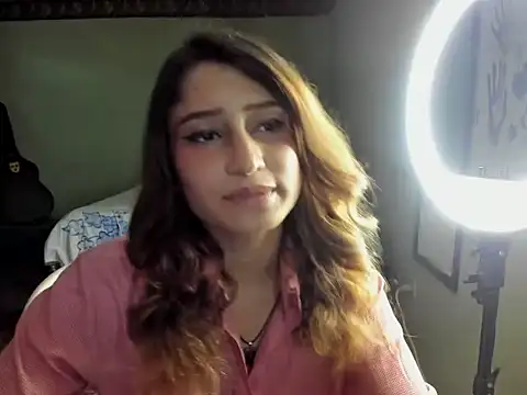 دردشة AnnieLorin الجنسية المباشرة