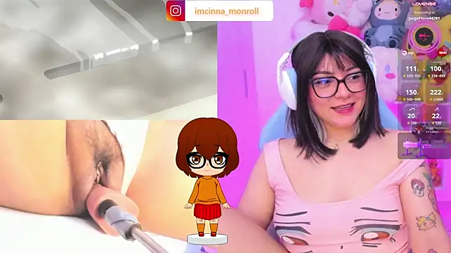 צ'אט XXX בשידור חי של cinna_monroll