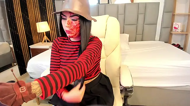 Chat +18 de HannaBaez ao vivo