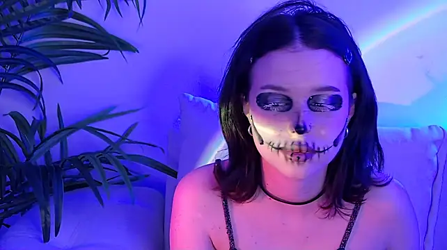 Chat +18 de LanaLedger ao vivo