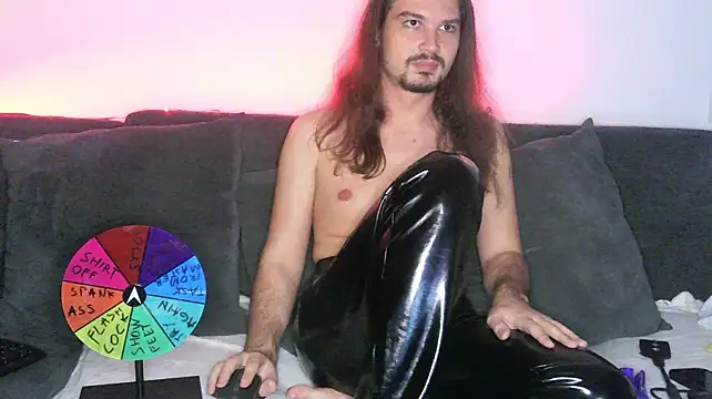 Chatroom XXX en direct de SadisticMaster_X