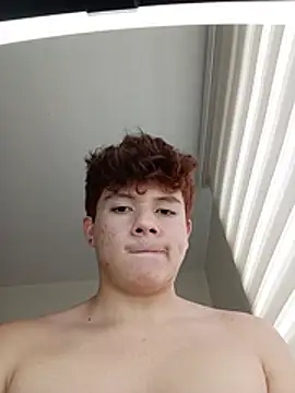 Pertunjukan Kamera Web Lucas-rey