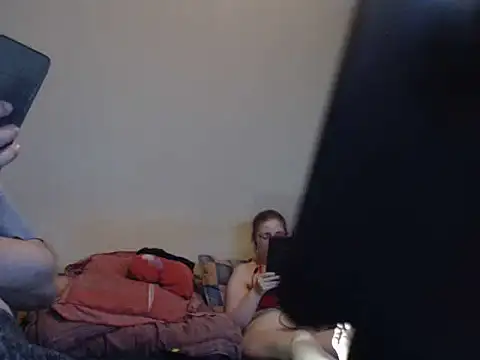 MoonedByEva2025's Live XXX Chat