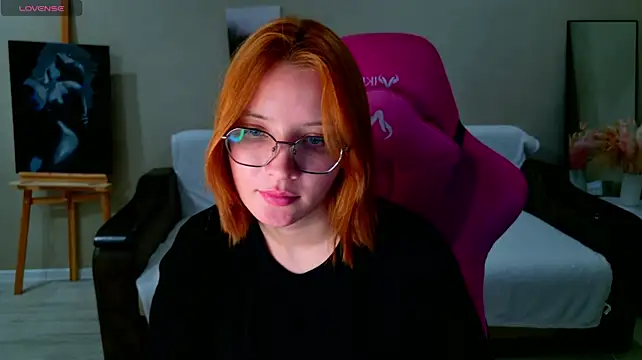 Naomi_Ti: онлайн-секс-чат