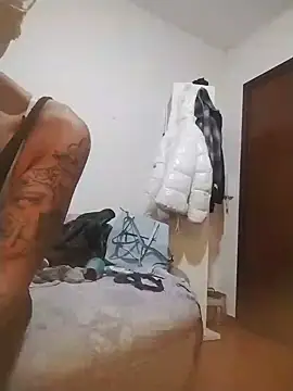 Онлайн чат XXX SHARONLATINITALY