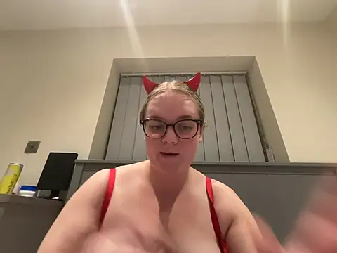 honeyyy24's Live XXX Chat
