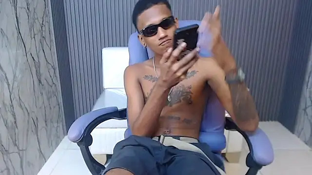 Chat XXX ao vivo de ManSant