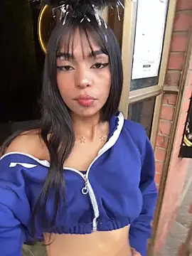 Miley_rouse Live XXX-Chat