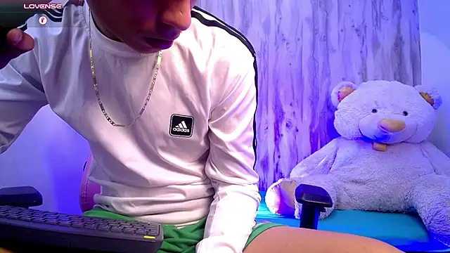 Dayron_leee 라이브 XXX 채팅