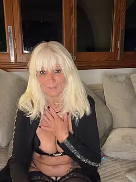 XXX chat uživo modela ReitherrinNatascha