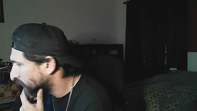 DevilPup75_ live XXX chat