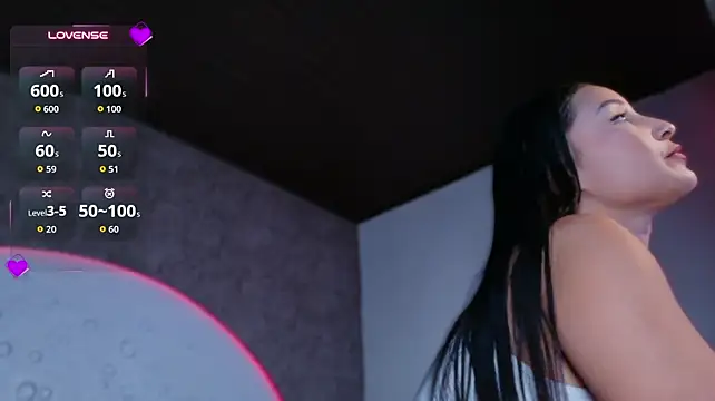 دردشة ReinaChloe الجنسية المباشرة