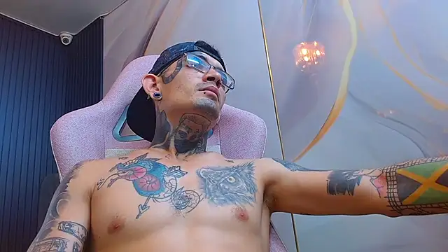 Онлайн чат XXX Boy_tatto77