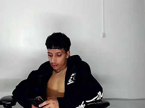 Živý XXX chat brayan__hot__