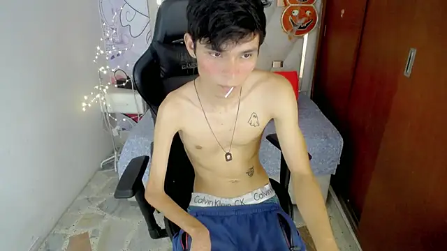 Westboyy_: онлайн-секс-чат
