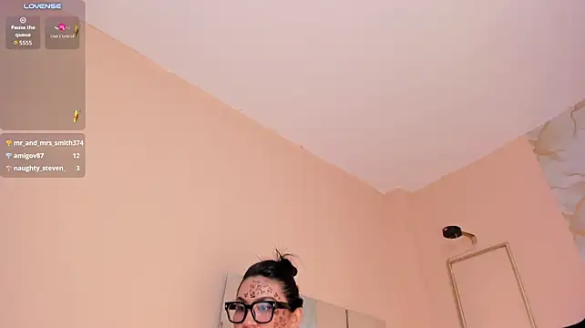 Brenda_Williams Adlı Modelin Canlı XXX Sohbeti