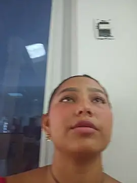 Chat +18 de Andrea_Mcfly ao vivo