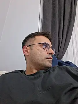 HugeTurkishCock 라이브 XXX 채팅