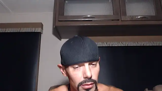 ThickD2C's Live XXX Chat