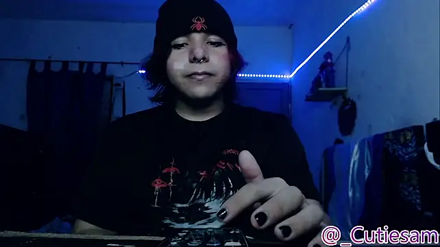 XXX chat uživo modela Cutie_Sam