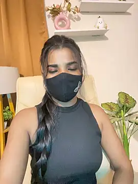 צ'אט XXX בשידור חי של its_ur_flora