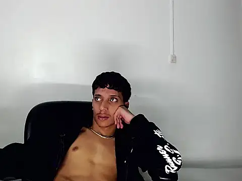 brayan__hot__'s Live XXX Chat