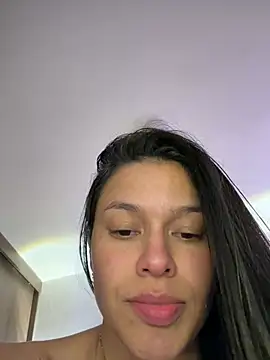 CorinaSmith28 – Live XXX-chat